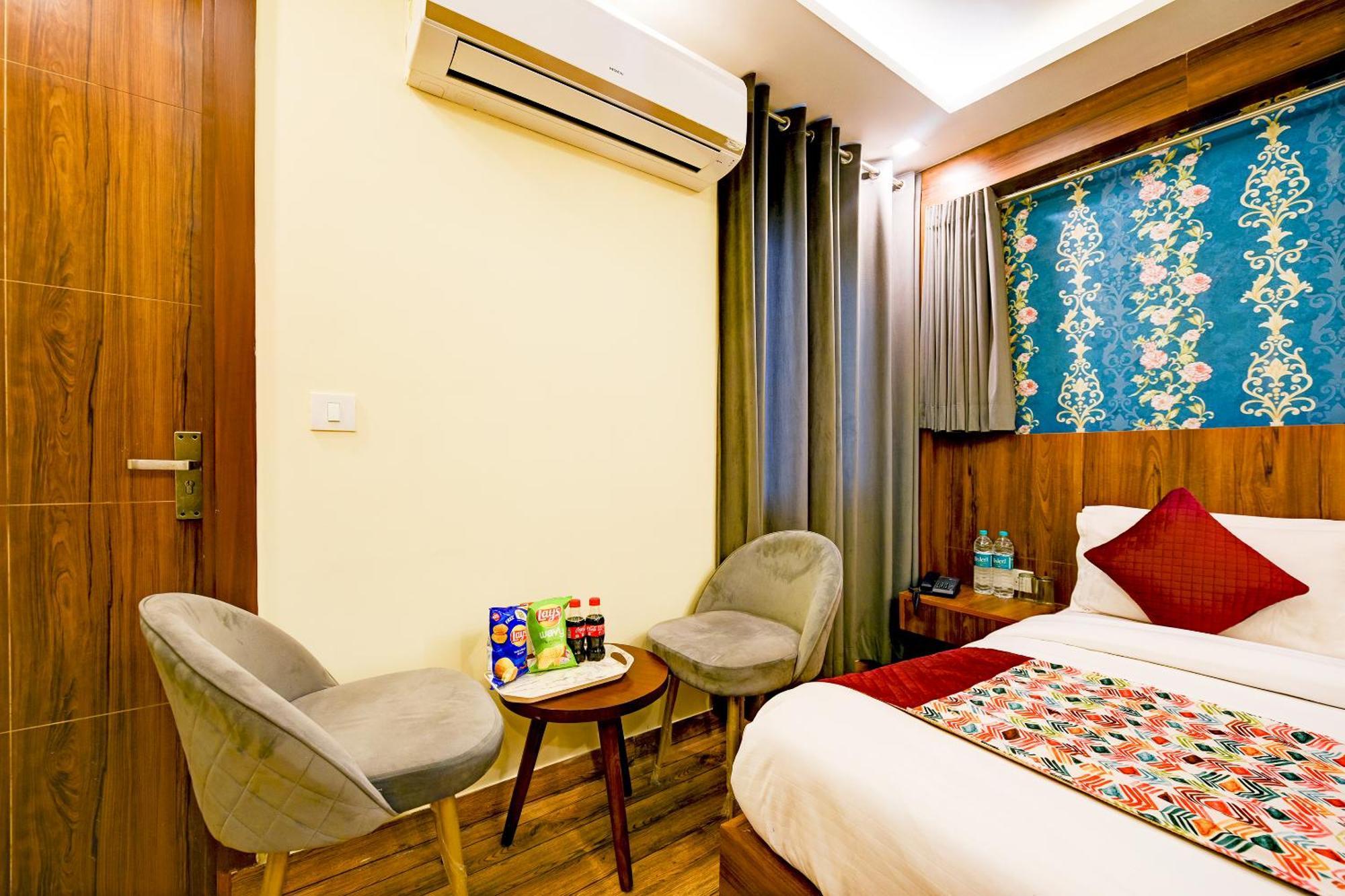 Rosewood Suites A Family Hotel Near Delhi Airport New Delhi Bagian luar foto